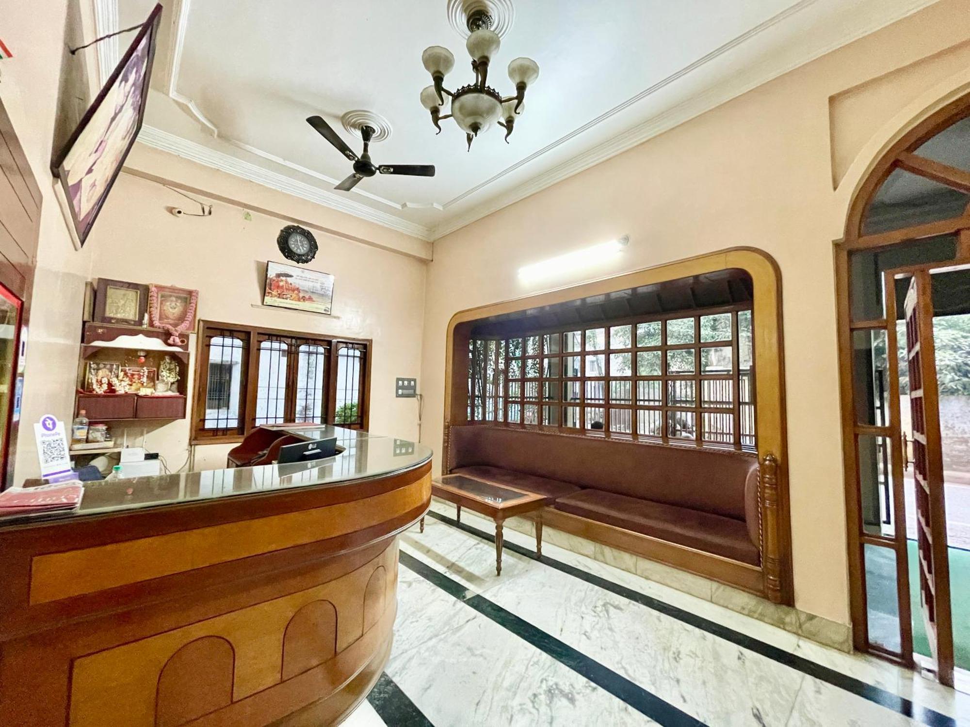 Hotel Shivam ! Varanasi होटल शिवम హోటల్ శివం ஹோட்டல் சிவம் Foreigner'S Choice ! Fully Air-Conditioned Hotel With Lift & Parking Availability, Near Kashi Vishwanath Temple, And Ganga Ghat, Best Hotel In Varanasi 3, Varanasi