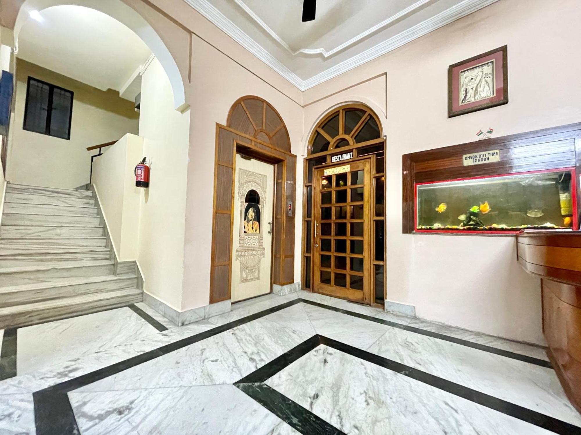 Hotel Shivam ! Varanasi होटल शिवम హోటల్ శివం ஹோட்டல் சிவம் Foreigner'S Choice ! Fully Air-Conditioned Hotel With Lift & Parking Availability, Near Kashi Vishwanath Temple, And Ganga Ghat, Best Hotel In Varanasi 3 — Photos 3